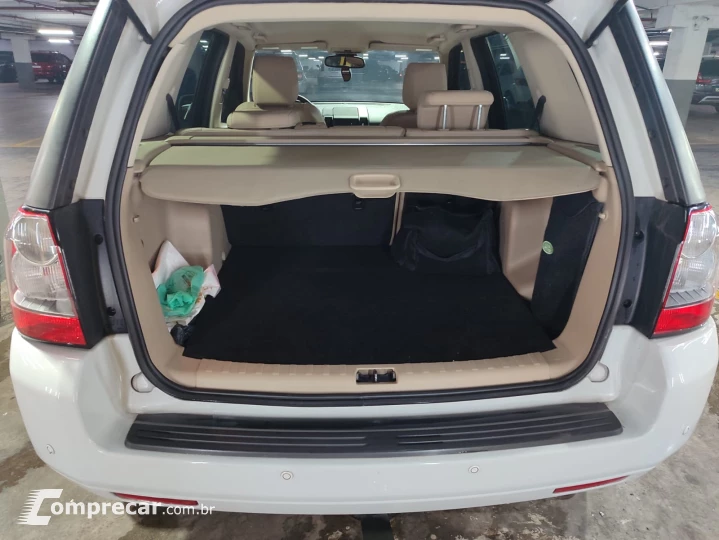 FREELANDER 2 2.2 SE SD4 16V Turbo