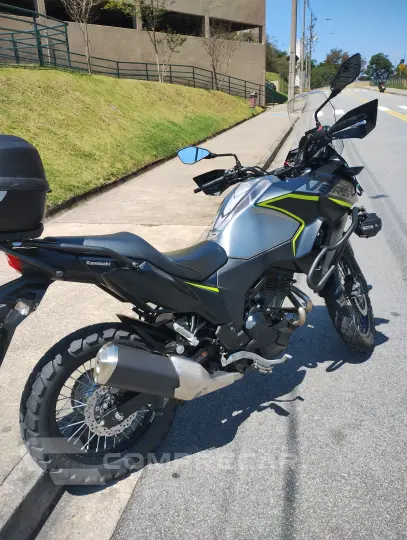 Versys 300