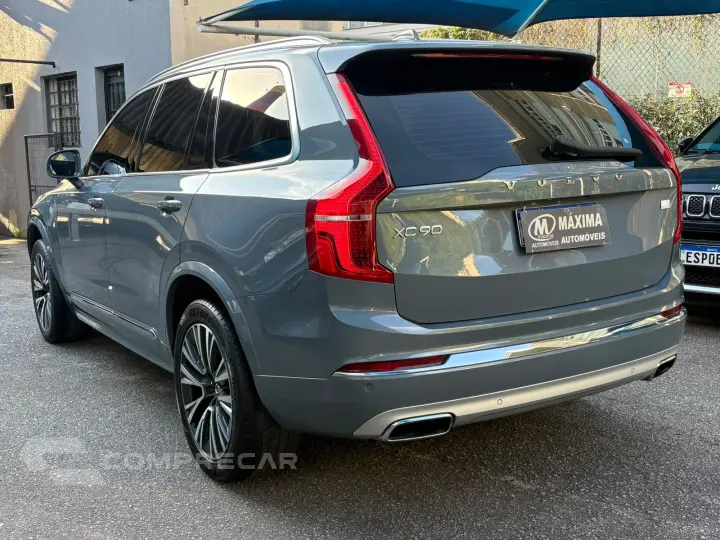 XC90 2.0 T8 Hybrid Momentum AWD Geartronic