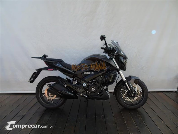 DOMINAR 400