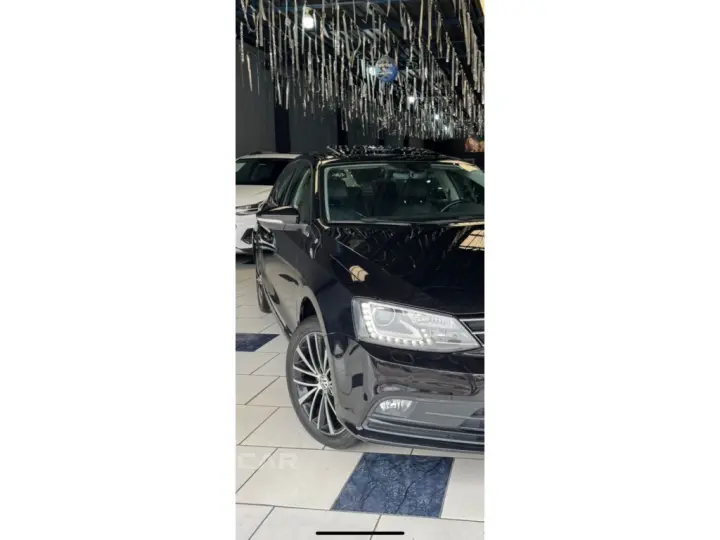 JETTA 2.0 TSI HIGHLINE 211CV GASOLINA 4P TIPTRONIC