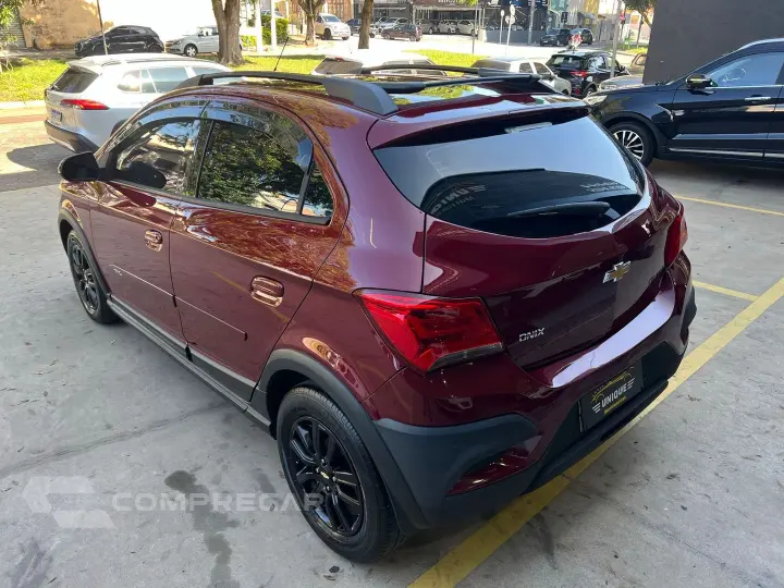Onix 1.4 Mpfi Activ 8V Flex 4P Automático