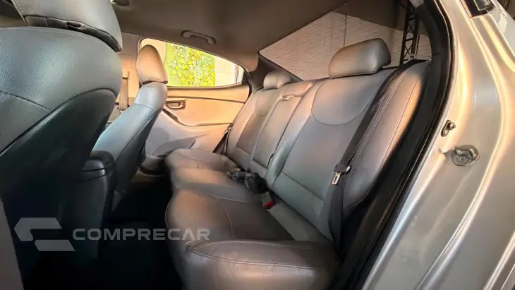 Elantra GLS 2.0 16V Flex Aut.