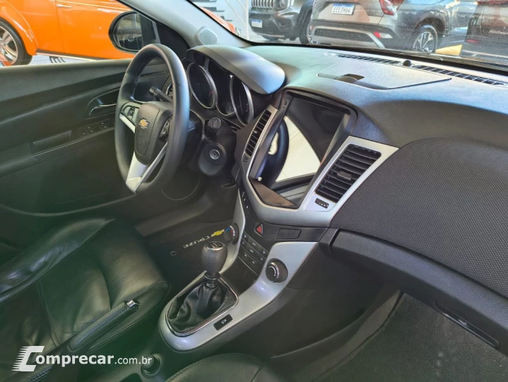 Cruze Hatch 1.8 16V 4P LT SPORT FLEX