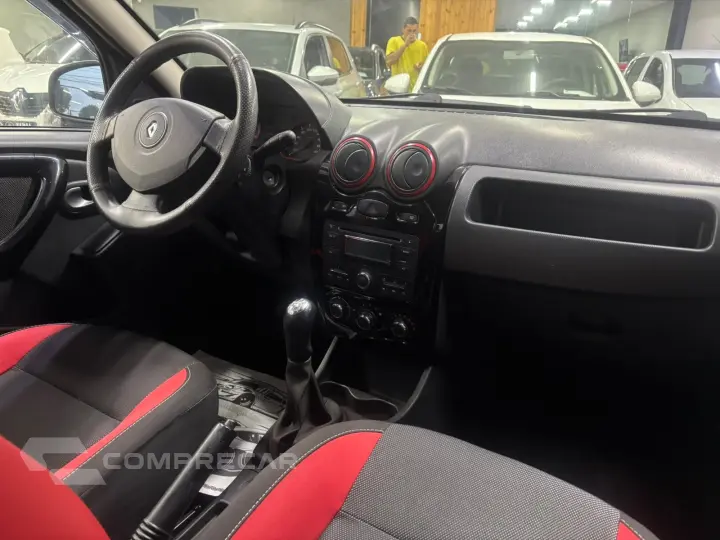 SANDERO STEPWAY Hi-F. R. CURL 1.6 16V 5p