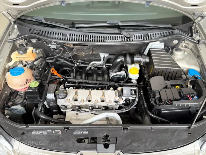 POLO SEDAN 1.6 MI 8V