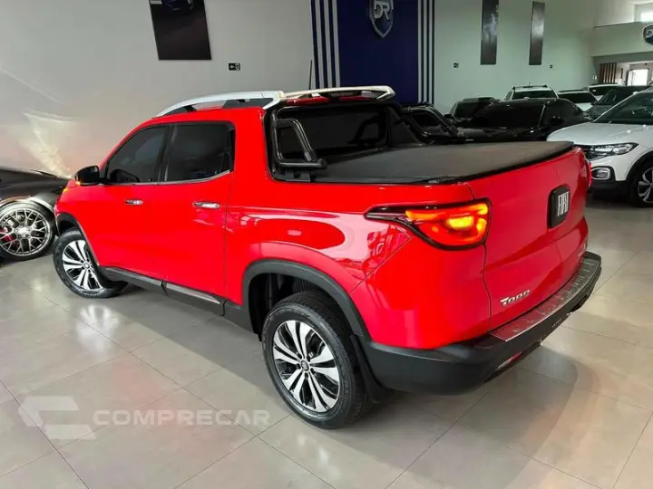 TORO VOLCANO 2.0 16V 4X4 TB DIESEL AUT.