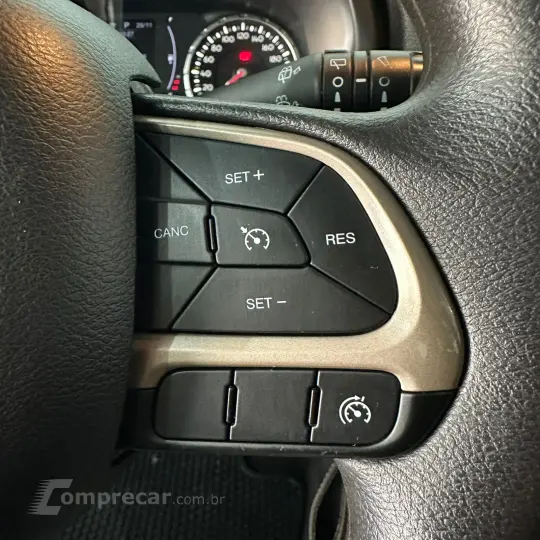 Renegade1.8 Renegade 1.8 4x2 Flex 16V Aut.