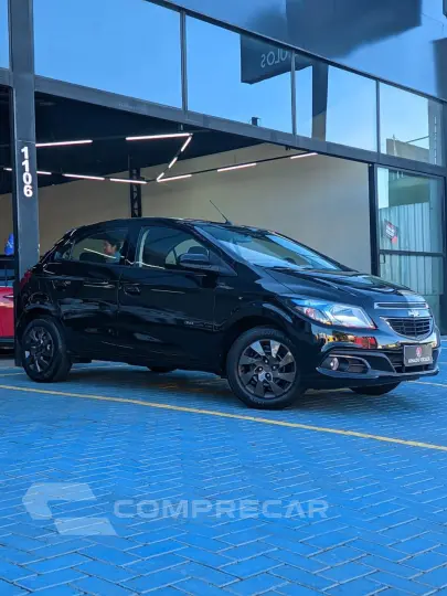 ONIX HATCH LT 1.4 8V FlexPower 5p Mec.