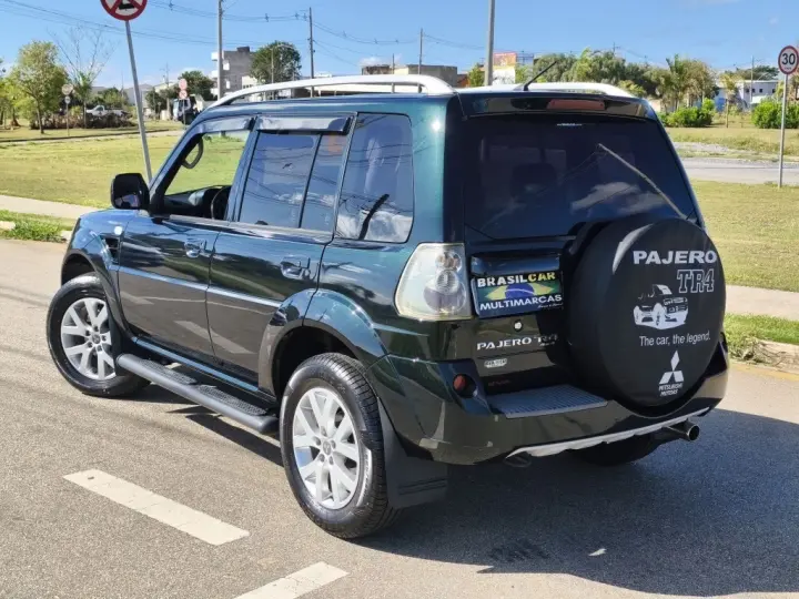 PAJERO TR4 2.0 4X4 16V 140CV FLEX 4P AUTOMÁTICO