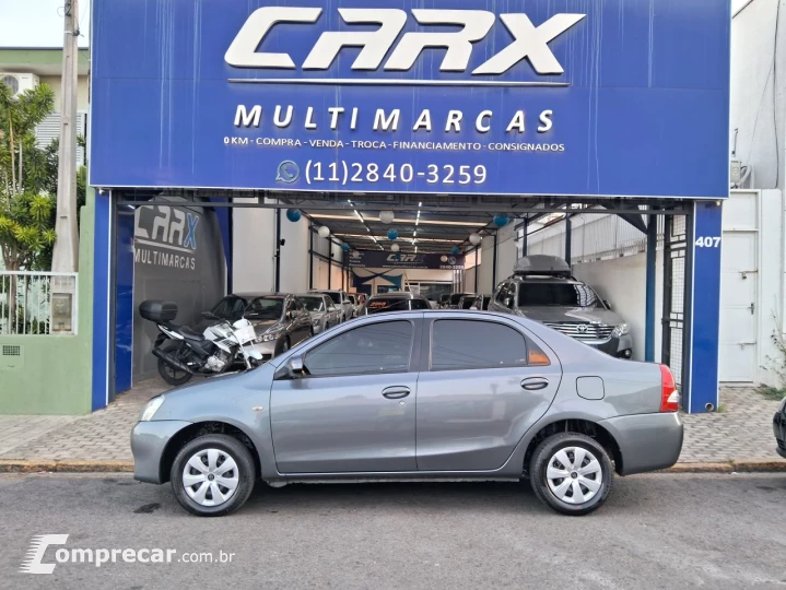 Etios Sedan 1.5 16V 4P FLEX XS