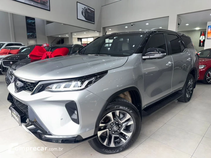 HILUX SW4 2.8 SRX Diamond 4X4 7 Lugares 16V Turbo Intercoole