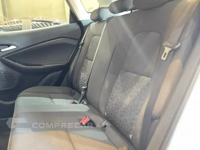 TRACKER - 1.0 TURBO AUTOMÁTICO