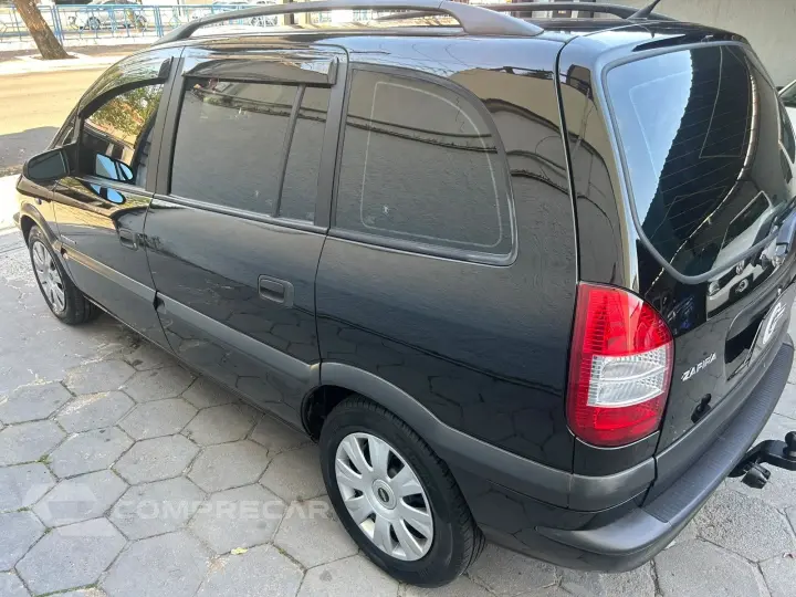 ZAFIRA 2.0 MPFI EXPRESSION 8V FLEX 4P AUTOMÁTICO
