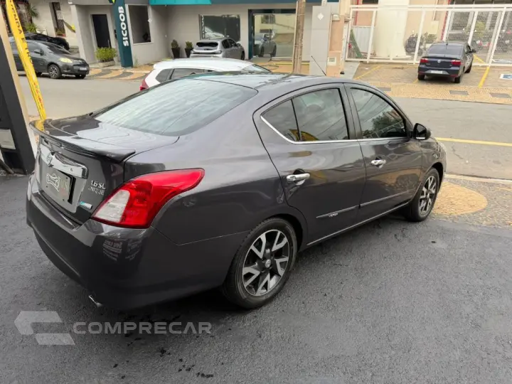 VERSA UNIQUE 1.6 16V FlexStart 4p Aut.
