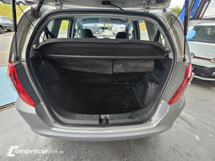 Fit LX 1.4/ 1.4 Flex 8V/16V 5p Mec.