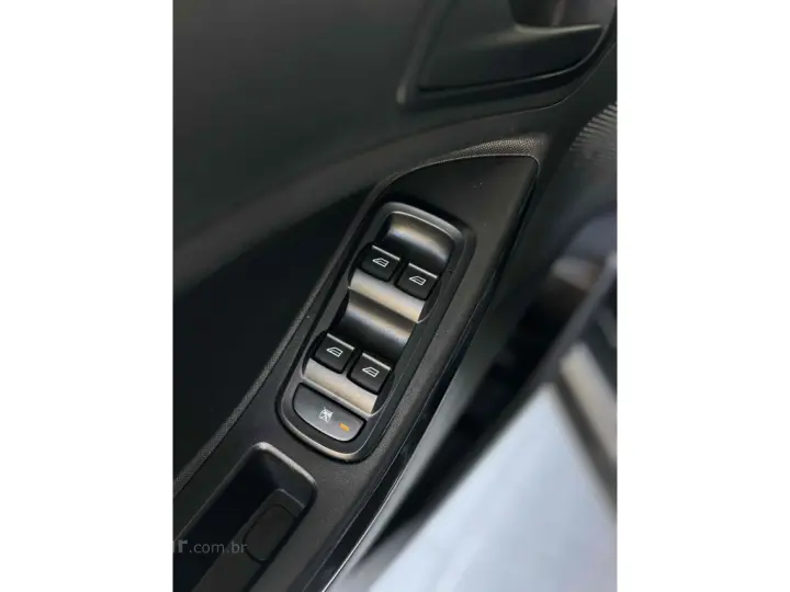 KA 1.5 TI-VCT FLEX TITANIUM AUTOMÁTICO