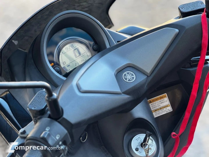 NMAX 160 ABS