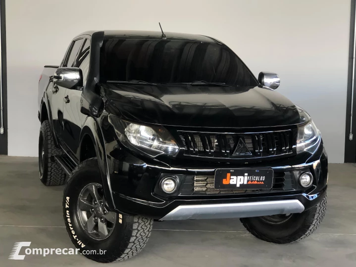 L200 TRITON 2.4 16V Turbo Sport HPE CD 4X4