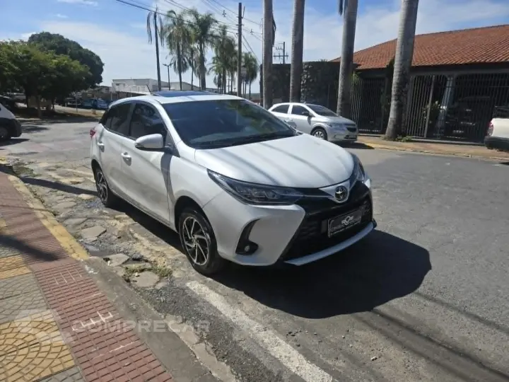 YARIS 1.5 16V Sedan XLS Multidrive