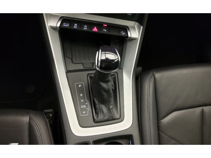 Q3 2.0 40 TFSI GASOLINA SPORTBACK PERFORMANCE QUATTRO TIPTRO