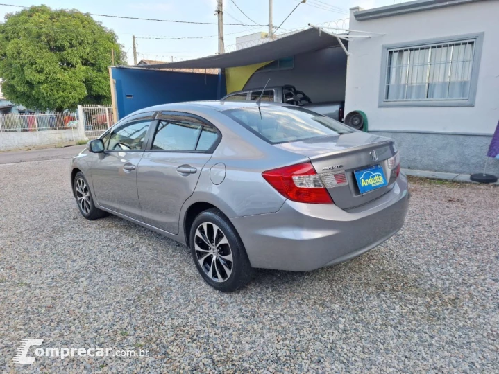 Civic 2.0 16V 4P FLEX LXR AUTOMÁTICO