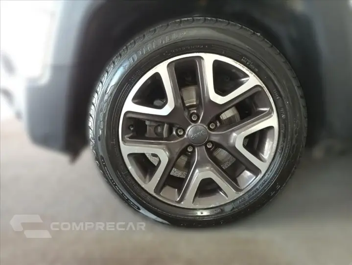 RENEGADE 1.8 16V FLEX LONGITUDE 4P AUTOMÁTICO