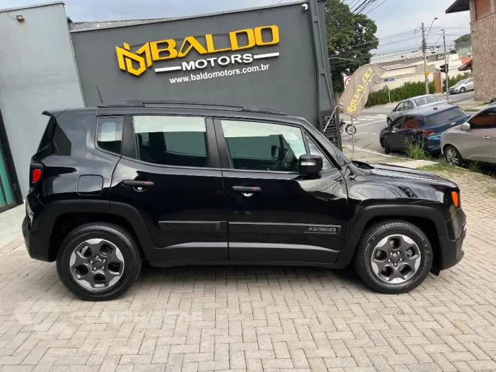 Renegade 1.8 4x2 Flex 16V Aut.
