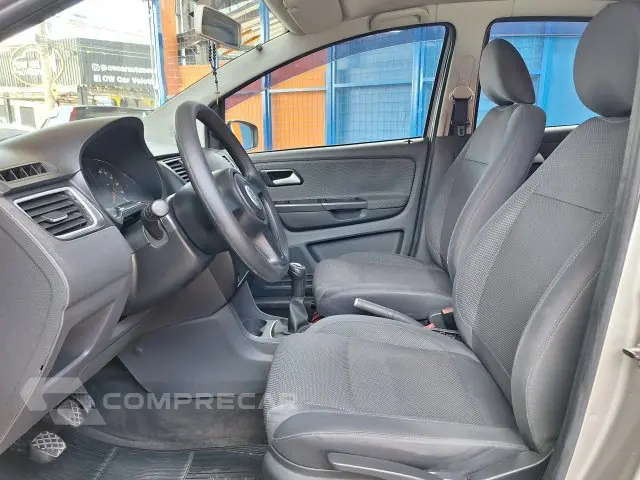 FOX - 1.0 MI 8V 4P MANUAL