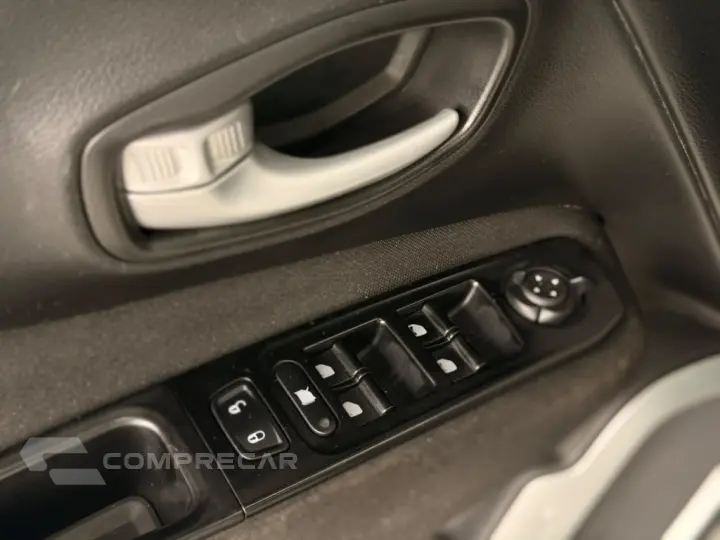 RENEGADE 1.8 16V FLEX 4P AUTOMÁTICO