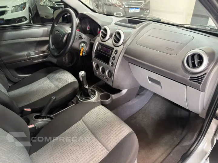 Fiesta Sedan 1.6 4P ROCAM FLEX