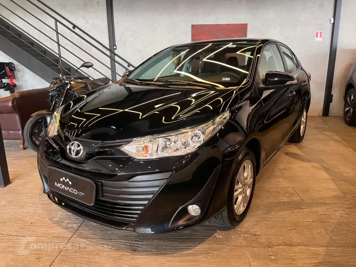 Yaris Sedan 1.5 16V 4P FLEX XL MULTIDRIVE AUTOMÁTICO CVT