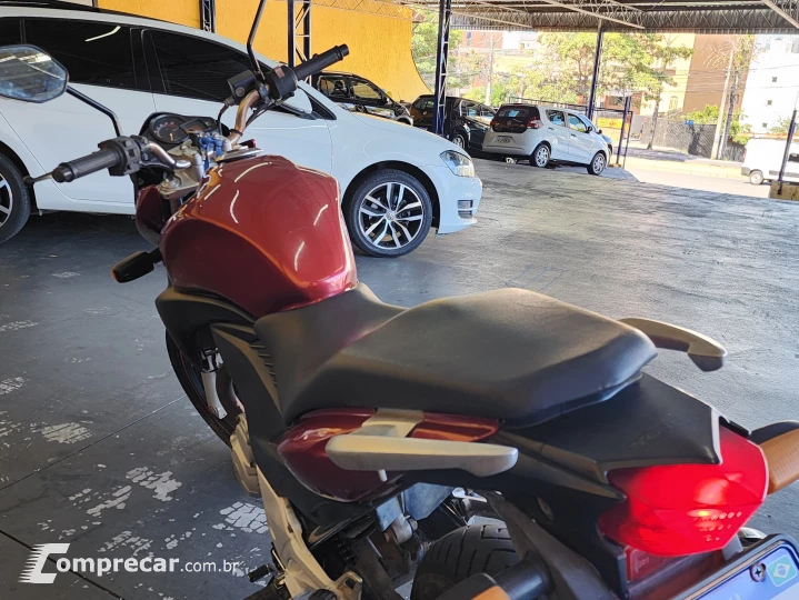 CB300
