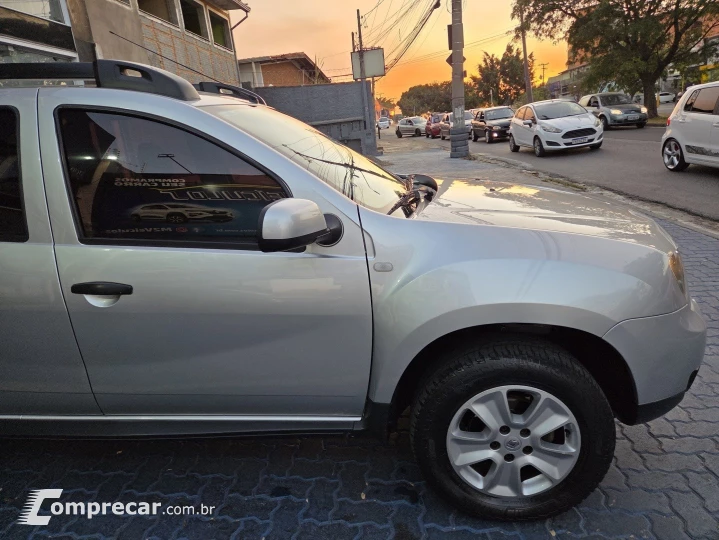DUSTER 1.6 16V SCE FLEX EXPRESSION X-TRONIC
