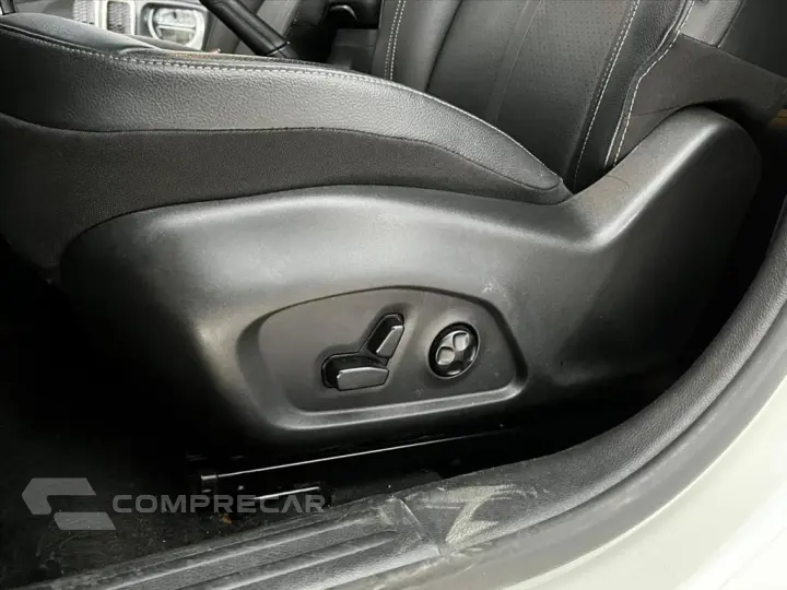 TORO 1.3 TURBO 270 FLEX VOLCANO AT6