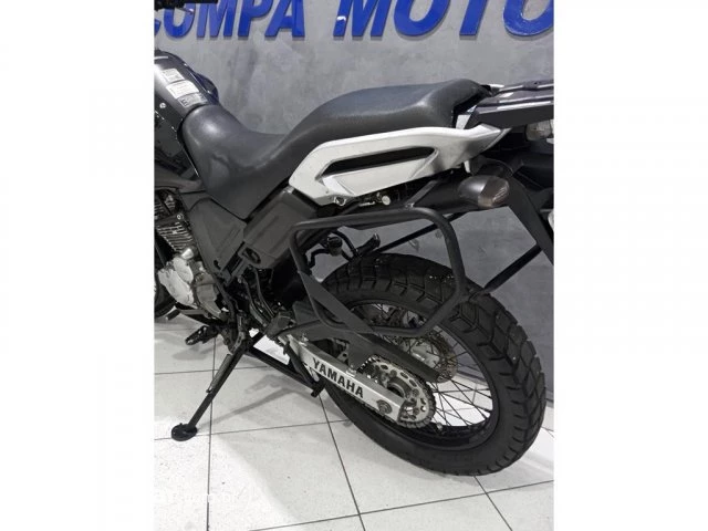 XTZ 250 TÉNÉRÉ - Trail
