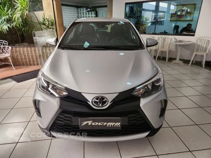 Yaris Hatch 1.5 16V 4P FLEX XS MULTIDRIVE AUTOMÁTICO CVT