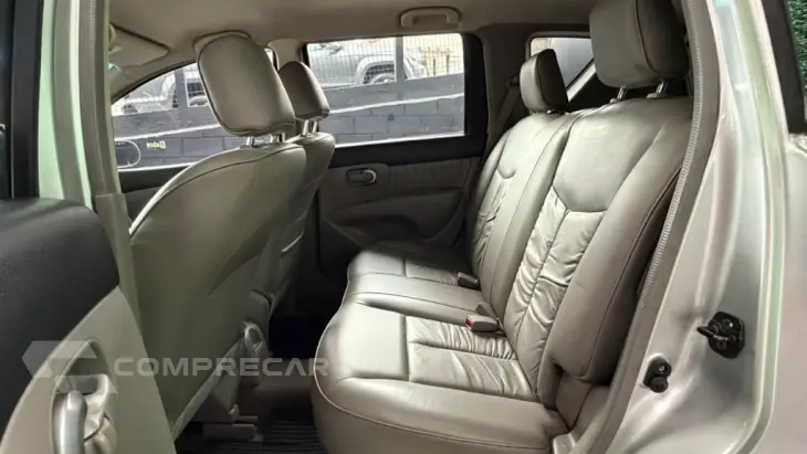 LIVINA SL 1.6 16V Flex Fuel 5p