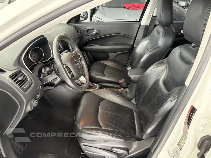 COMPASS 2.0 16V DIESEL LONGITUDE 4X4 AUTOMÁTICO