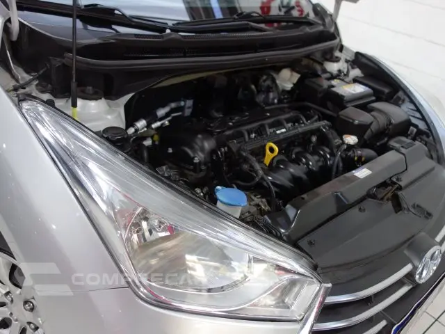 HB20S - 1.6 COMFORT PLUS 16V 4P MANUAL