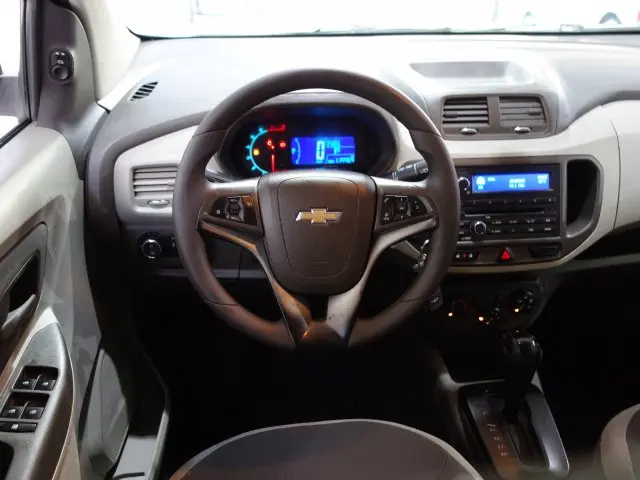 SPIN - 1.8 ADVANTAGE 8V 4P AUTOMÁTICO