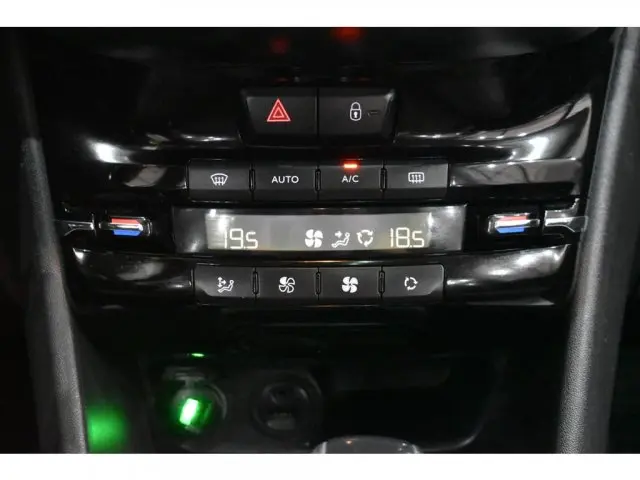 2008 - 1.6 16V GRIFFE 4P AUTOMÁTICO