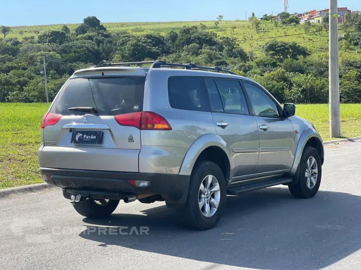 PAJERO 3.2 HPE 4X4 7 Lugares 16V Turbo Intercooler