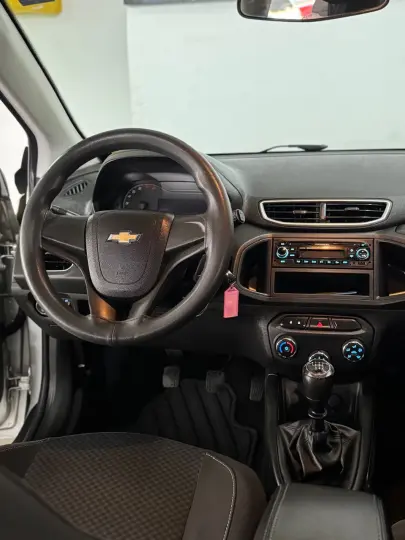 ONIX HATCH LT 1.0 8V FlexPower 5p Mec.