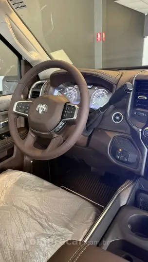 2500 6.7 Laramie 4X4 CD I6 Turbo