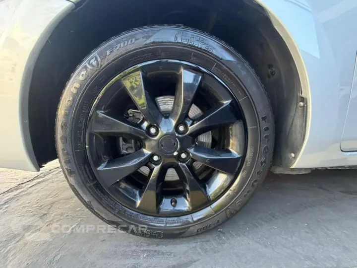 Sentra SL 2.0/ 2.0 Flex Fuel 16V Aut.