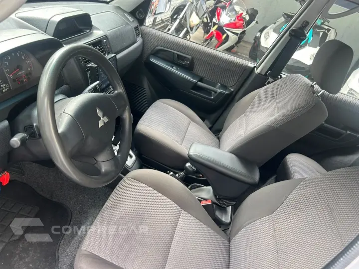 PAJERO TR4 2.0 4X4 16V 140CV FLEX 4P AUTOMÁTICO