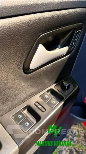 FOX 1.6 MI ROCK IN RIO 8V FLEX 4P MANUAL