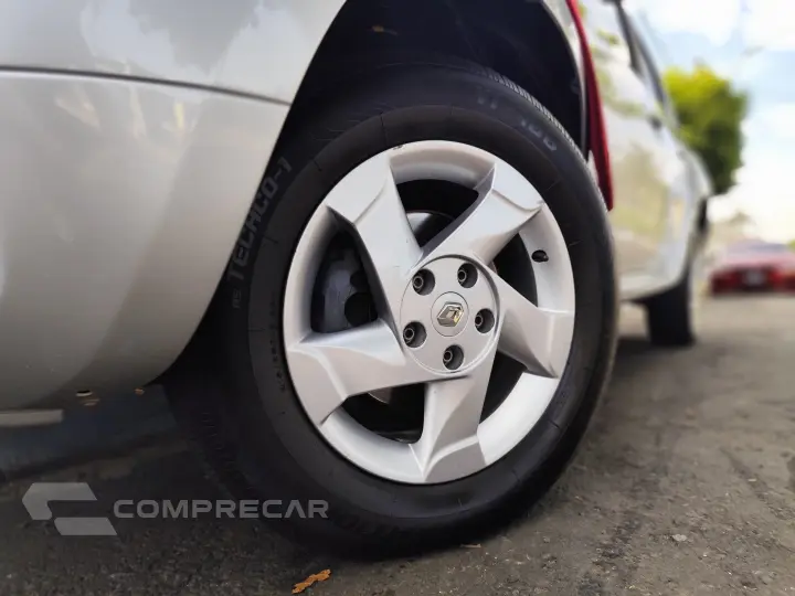 DUSTER 2.0 DYNAMIQUE 4X2 16V FLEX 4P AUTOMÁTICO