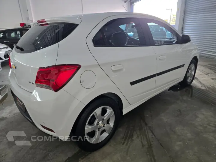 ONIX HATCH LT 1.4 8V FlexPower 5p Mec.